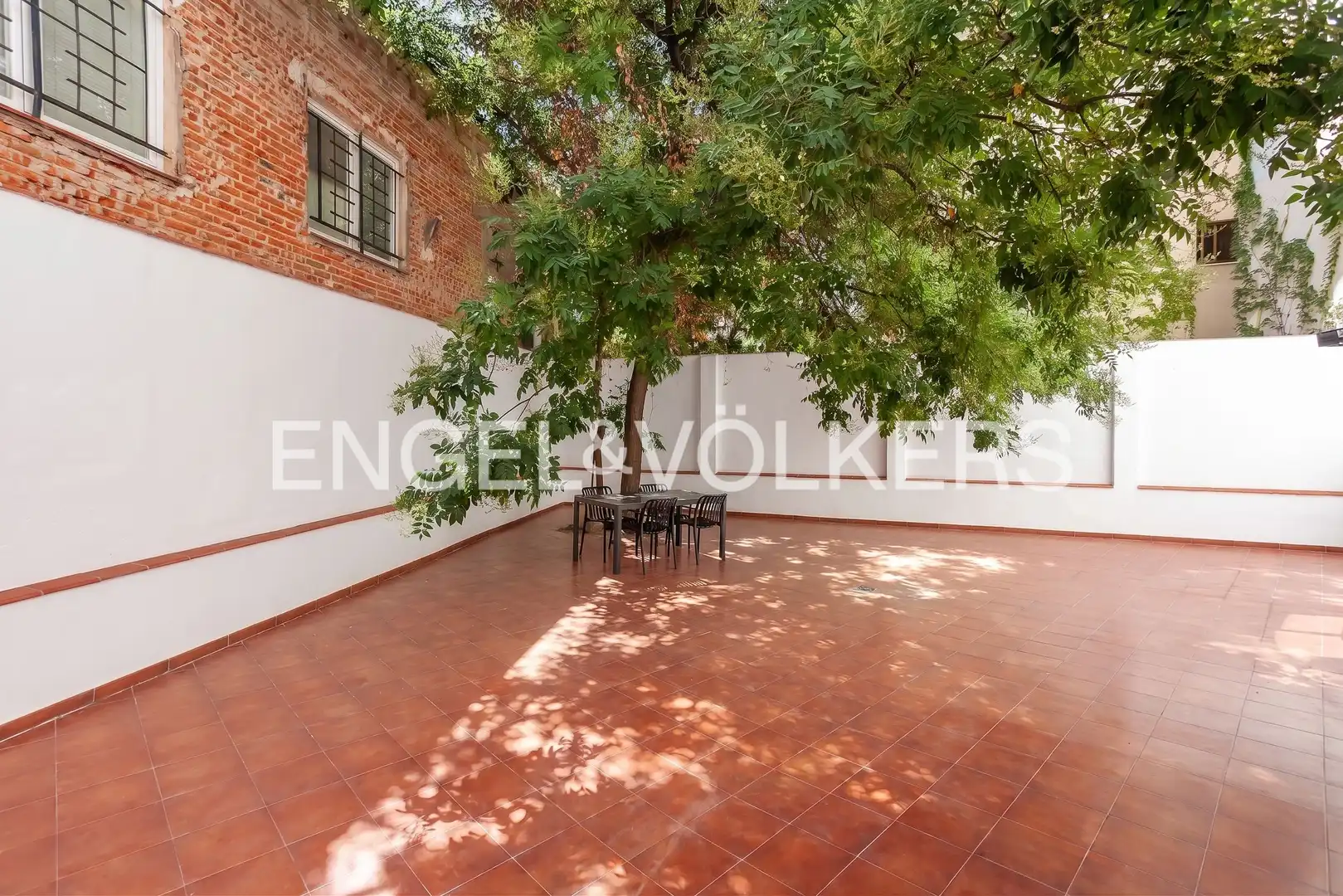 Terraza de Piso de alquiler en Madrid con Calefacción y Jardín privado