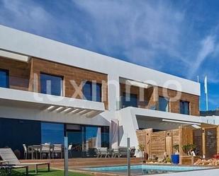 Vista exterior de Finca rústica en venda en Finestrat amb Aire condicionat, Terrassa i Piscina