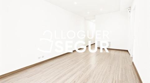 Photo 3 of Flat to rent in De Bernat Desclot , Concòrdia, Barcelona