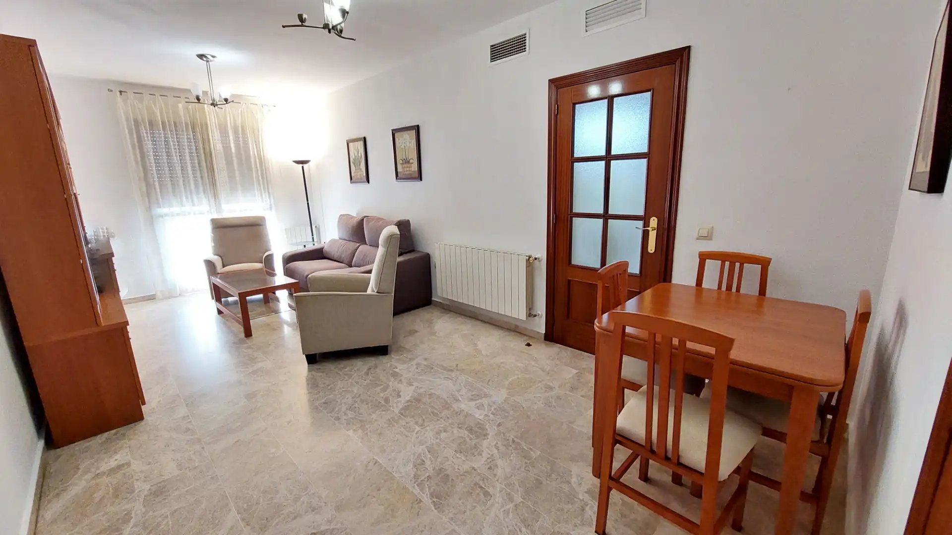 Sala de estar de Piso de alquiler en Badajoz con Aire acondicionado, Calefacción y Amueblado