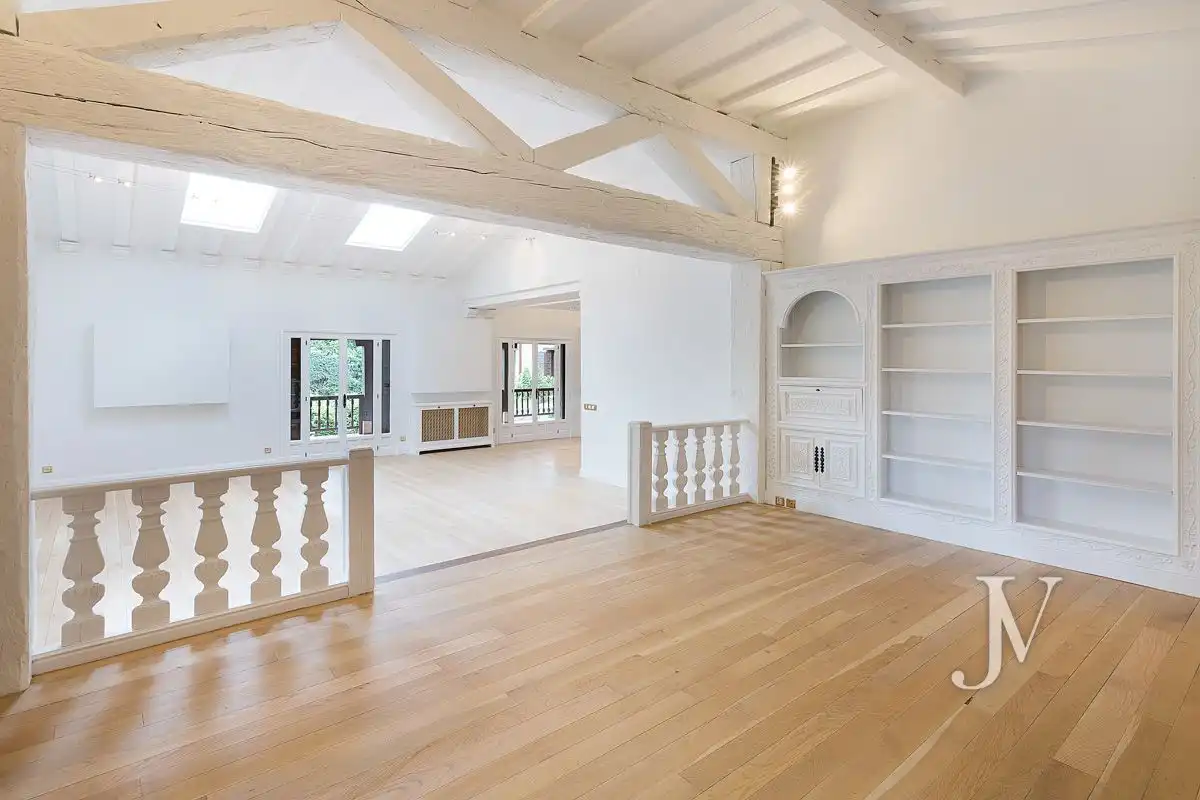 Living room of Houses for rent in Madrid  with Air Conditioner, Heating and Private garden