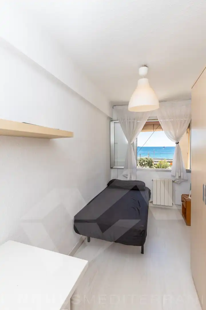 Schlafzimmer von Wohnung zur Miete in Tarragona mit Klimaanlage, Heizung und Parkett
