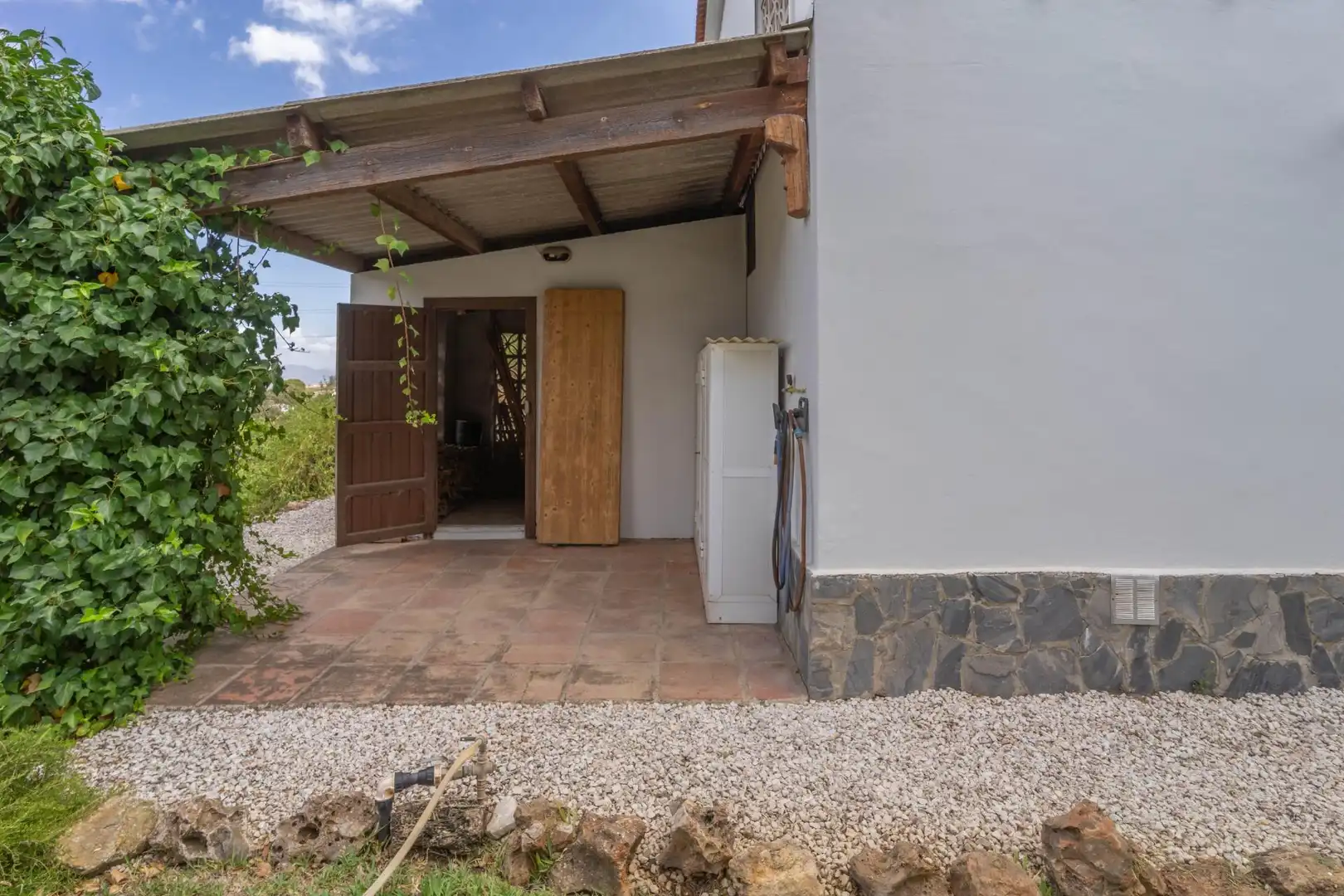 Haus oder Chalet zum Verkauf in Alhaurín El Grande mit Klimaanlage, Privatgarten und Terrasse
