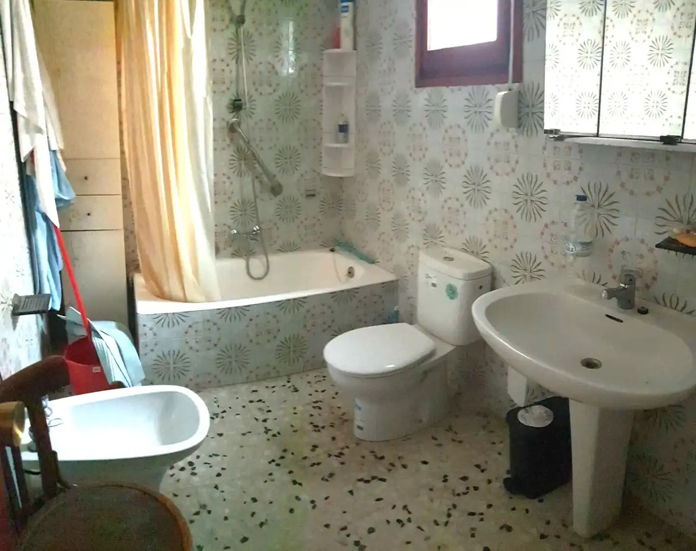 Bathroom of Houses for sale in Paracuellos de la Ribera