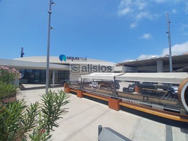 Business premises to rent in Avenida Moscu (Caleta La) 38
