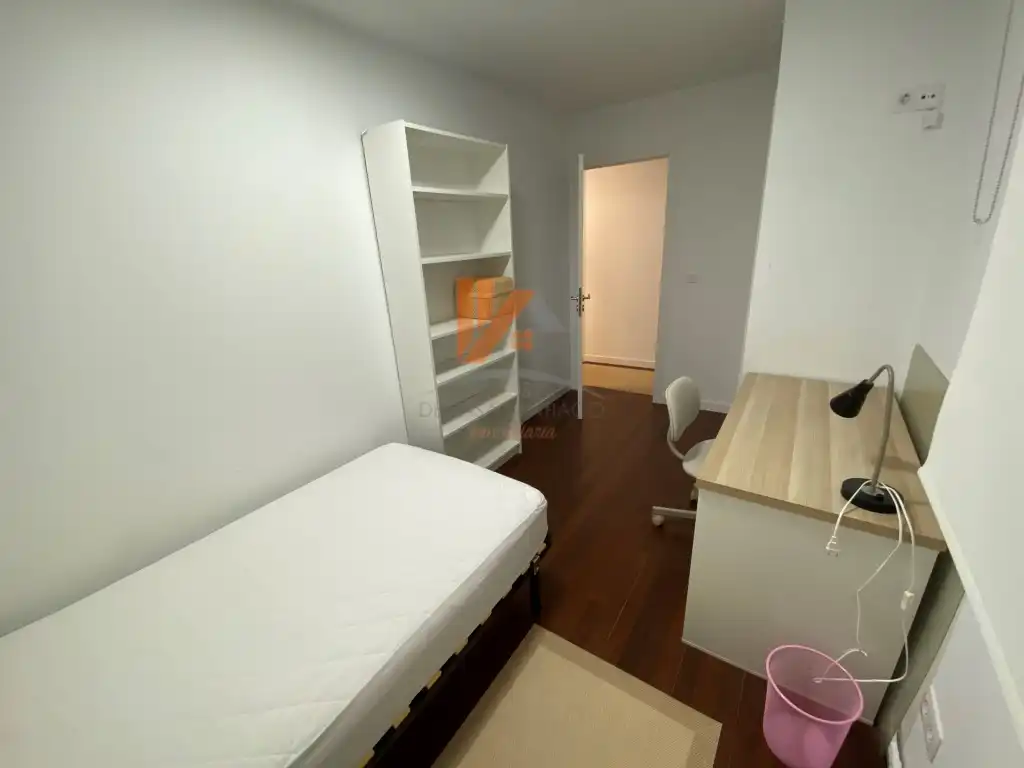 Room in Rua Xeneral Pardiñas, 10, Ensanche - Sar