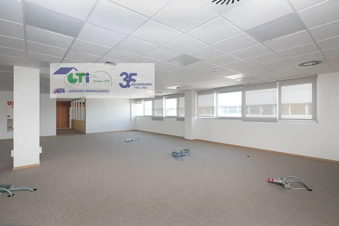 Office space to rent in C/Bari, imagen 21