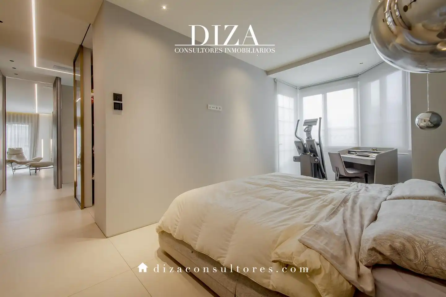 Bedroom of Attic for sale in Madrid  with Air Conditioner, Heating and Terrace