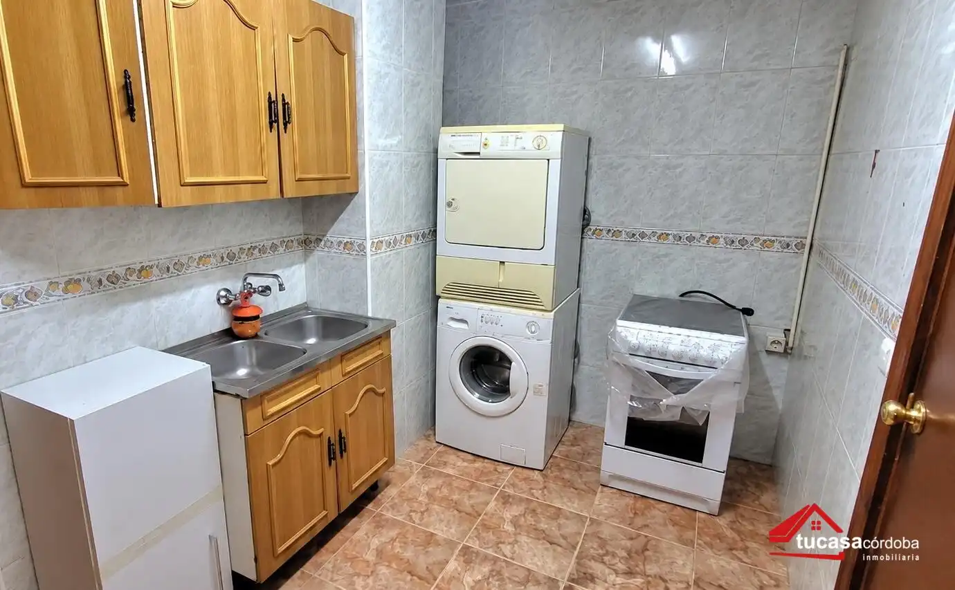 Cuina de Pis en venda en Córdoba amb Terrassa