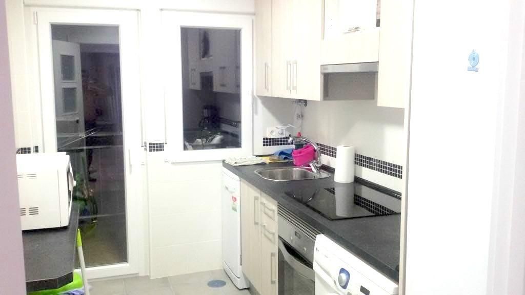 Cuina de Apartament en venda en Gandia amb Terrassa i Balcó