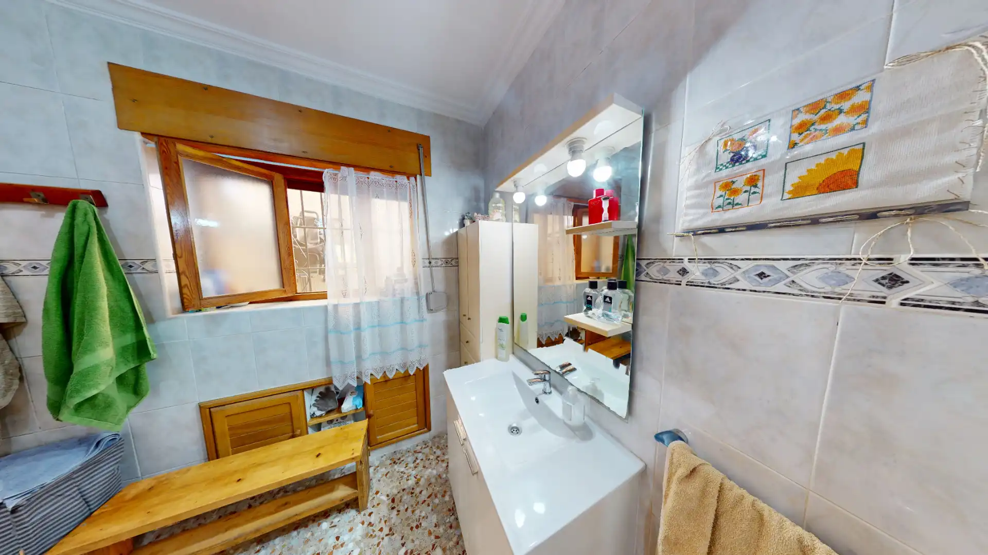 Badezimmer von Haus oder Chalet zum Verkauf in El Campello mit Klimaanlage, Terrasse und Möbliert