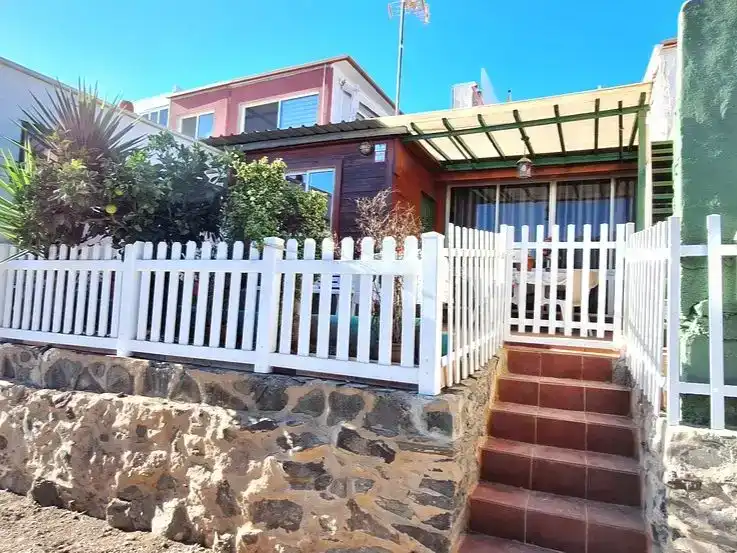 Vista exterior de Pis en venda en San Bartolomé de Tirajana amb Piscina i Moblat