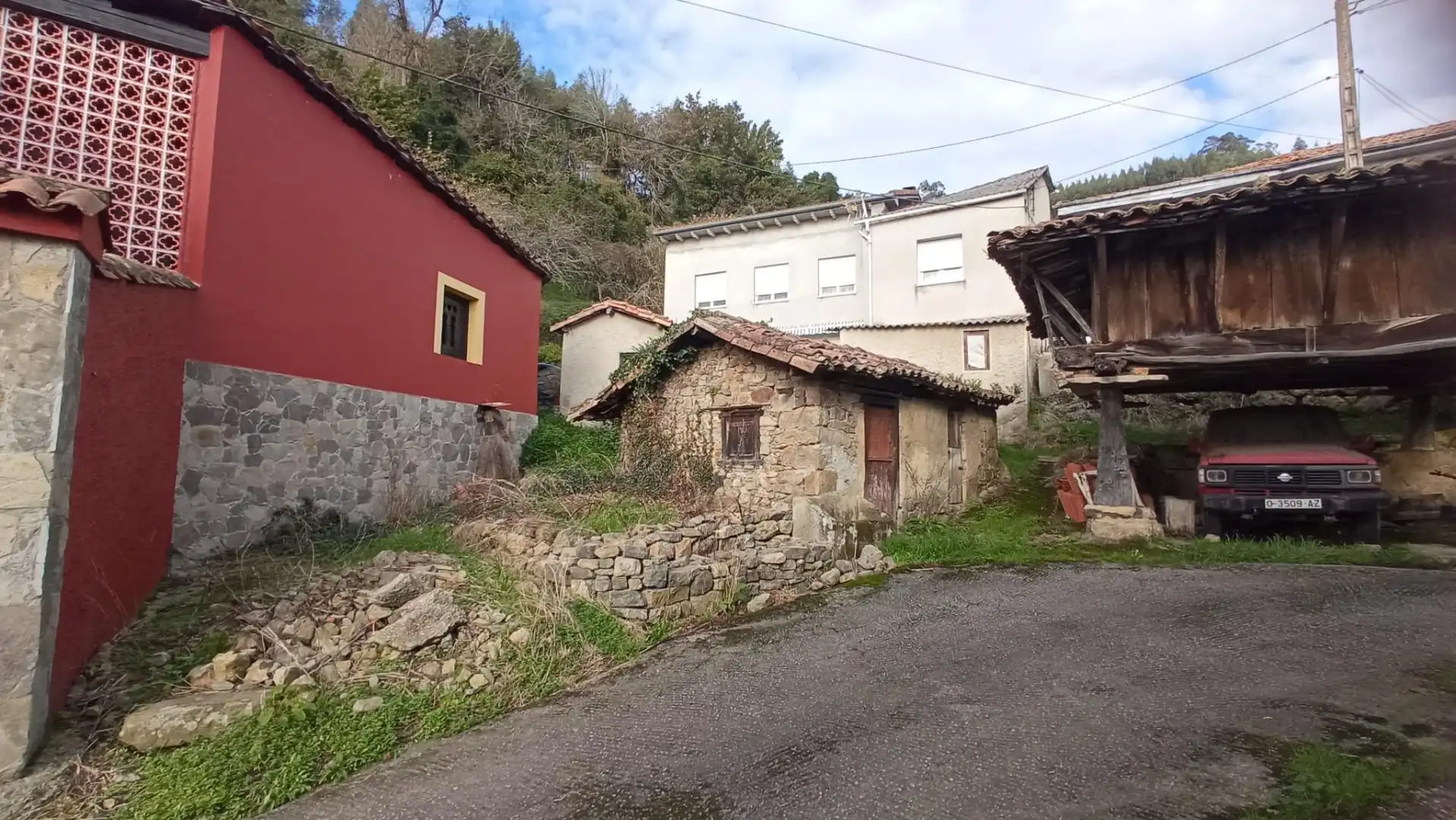 Vista exterior de Finca rústica en venta en Sariego con Jardín privado y Amueblado
