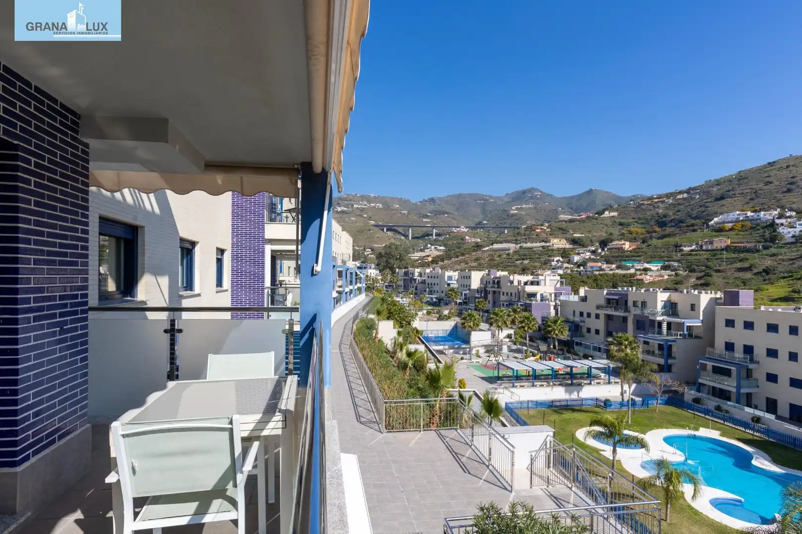 Terrasse von Wohnung zum Verkauf in Almuñécar mit Terrasse, Abstellraum und Balkon