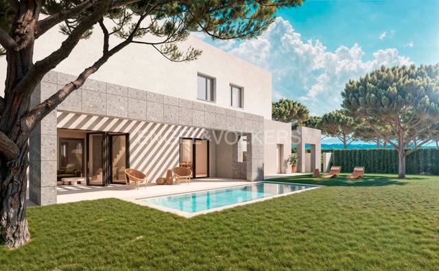 Casa adosada en Venta en Casco Antiguo