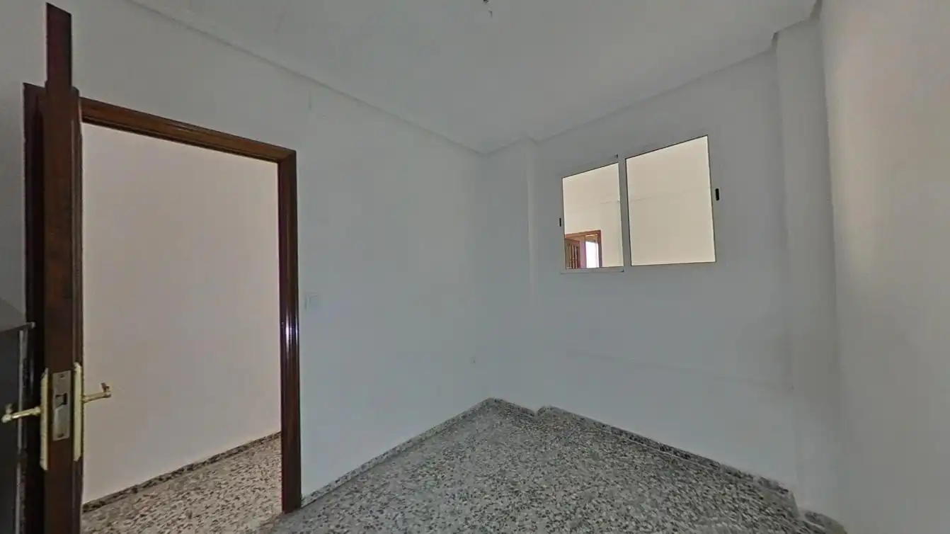 Bedroom of Flat for sale in Valencia