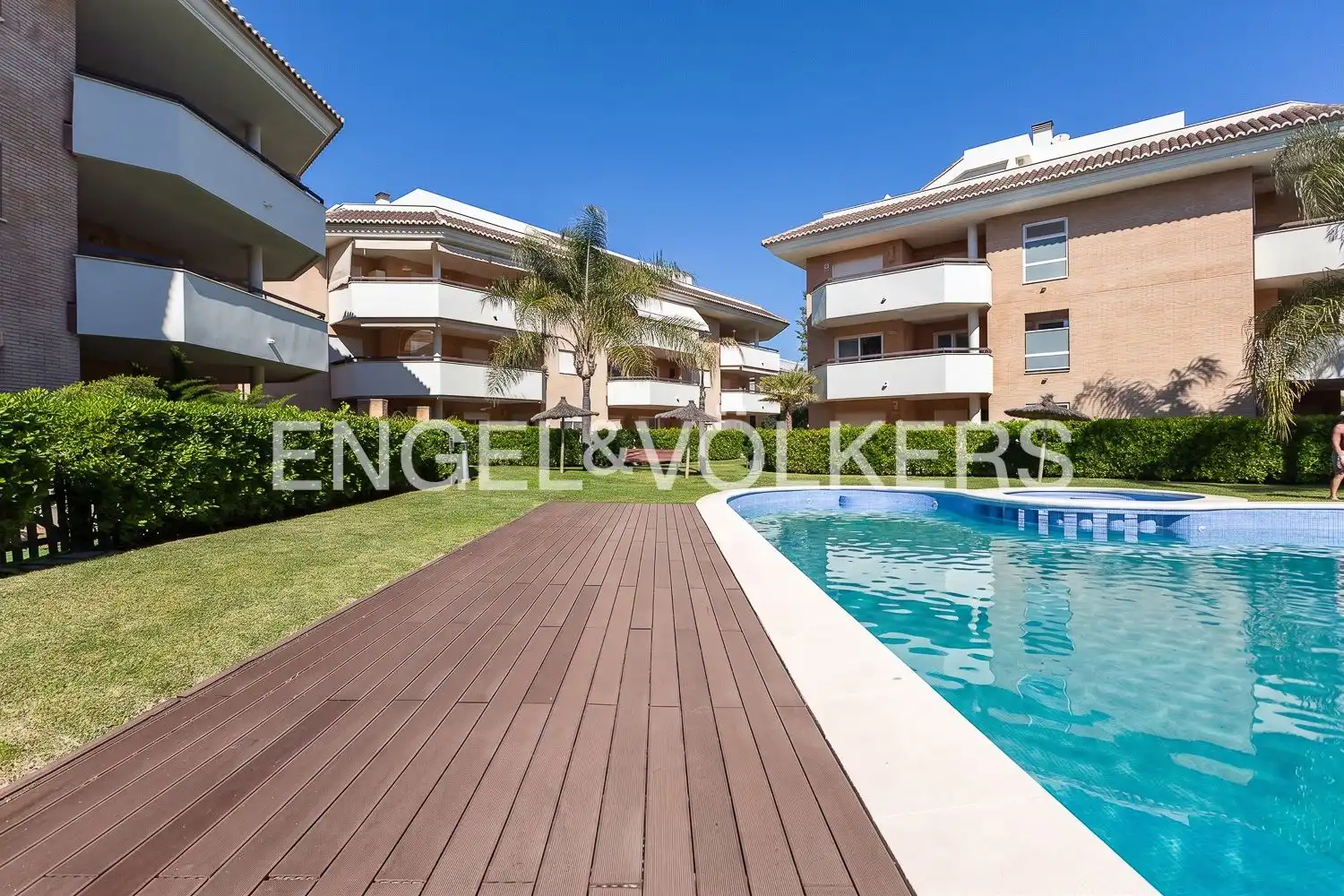 Vista exterior de Àtic en venda en Jávea / Xàbia amb Aire condicionat, Calefacció i Terrassa