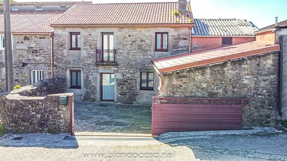 Vista exterior de Casa o chalet en venta en Vimianzo con Calefacción, Trastero y Amueblado