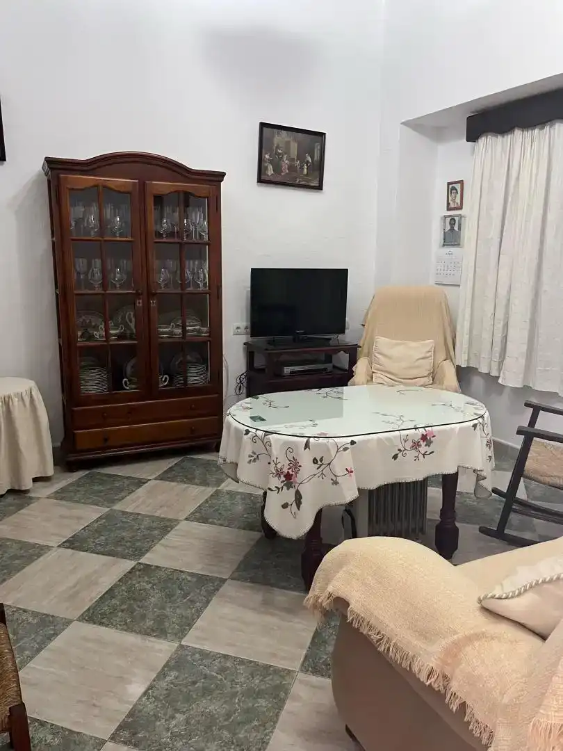 Sala d'estar de Casa adosada en venda en Bornos amb Aire condicionat i Balcó