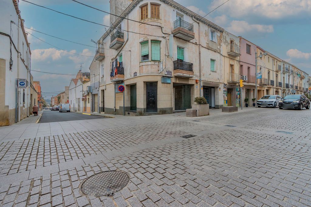 Vista exterior de Local en venta en Almacelles