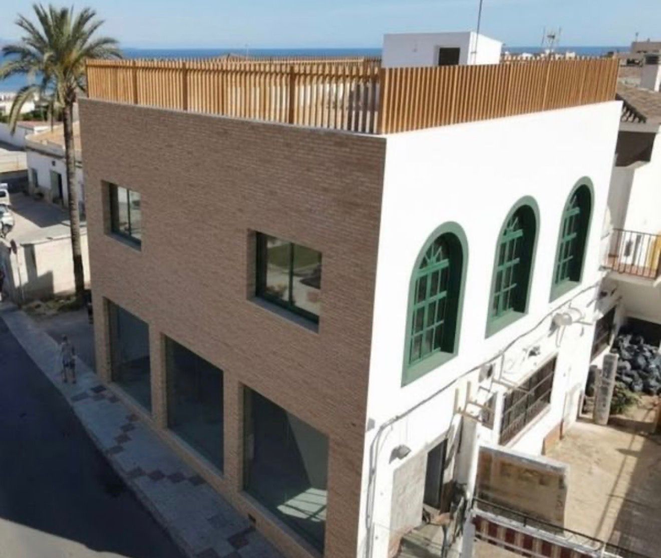 Vista exterior de Edifici en venda en Torremolinos