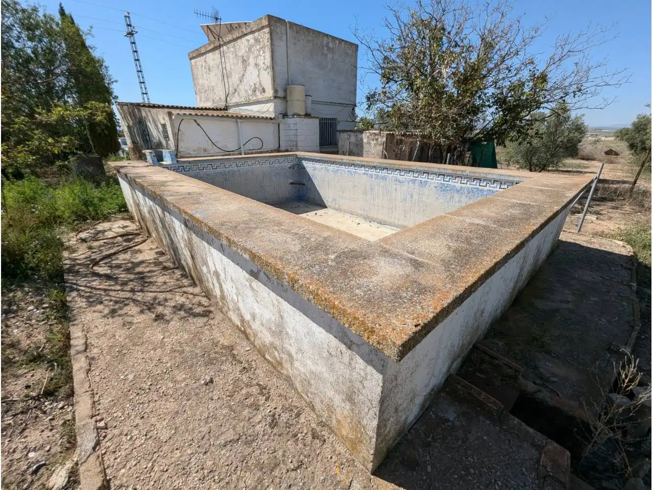 Piscina de Finca rústica en venta en Caudete con Jardín privado y Piscina