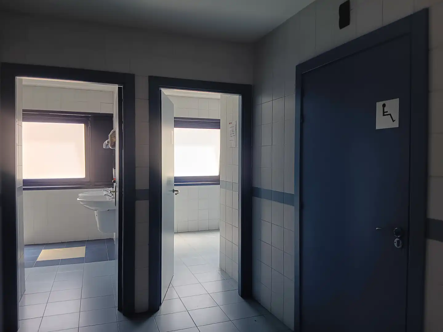 Badezimmer von Büro zur Miete in Barakaldo 