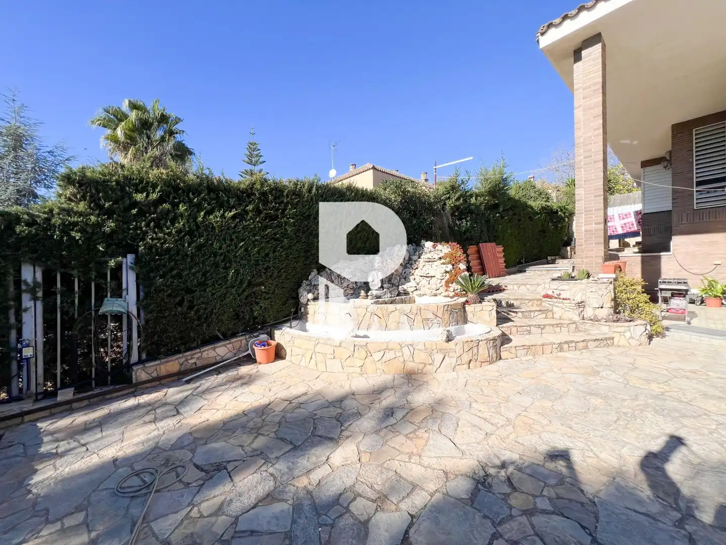 Jardín de Casa o chalet en venta en Pallejà con Aire acondicionado, Calefacción y Jardín privado