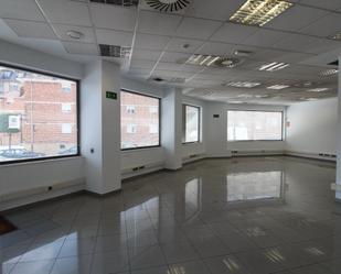 Office to rent in El Franco 