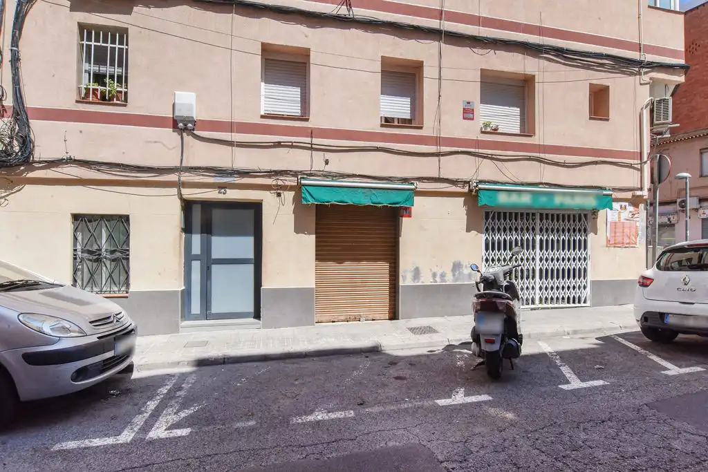 Piso en venta en Santa Coloma de Gramenet, Barcelona