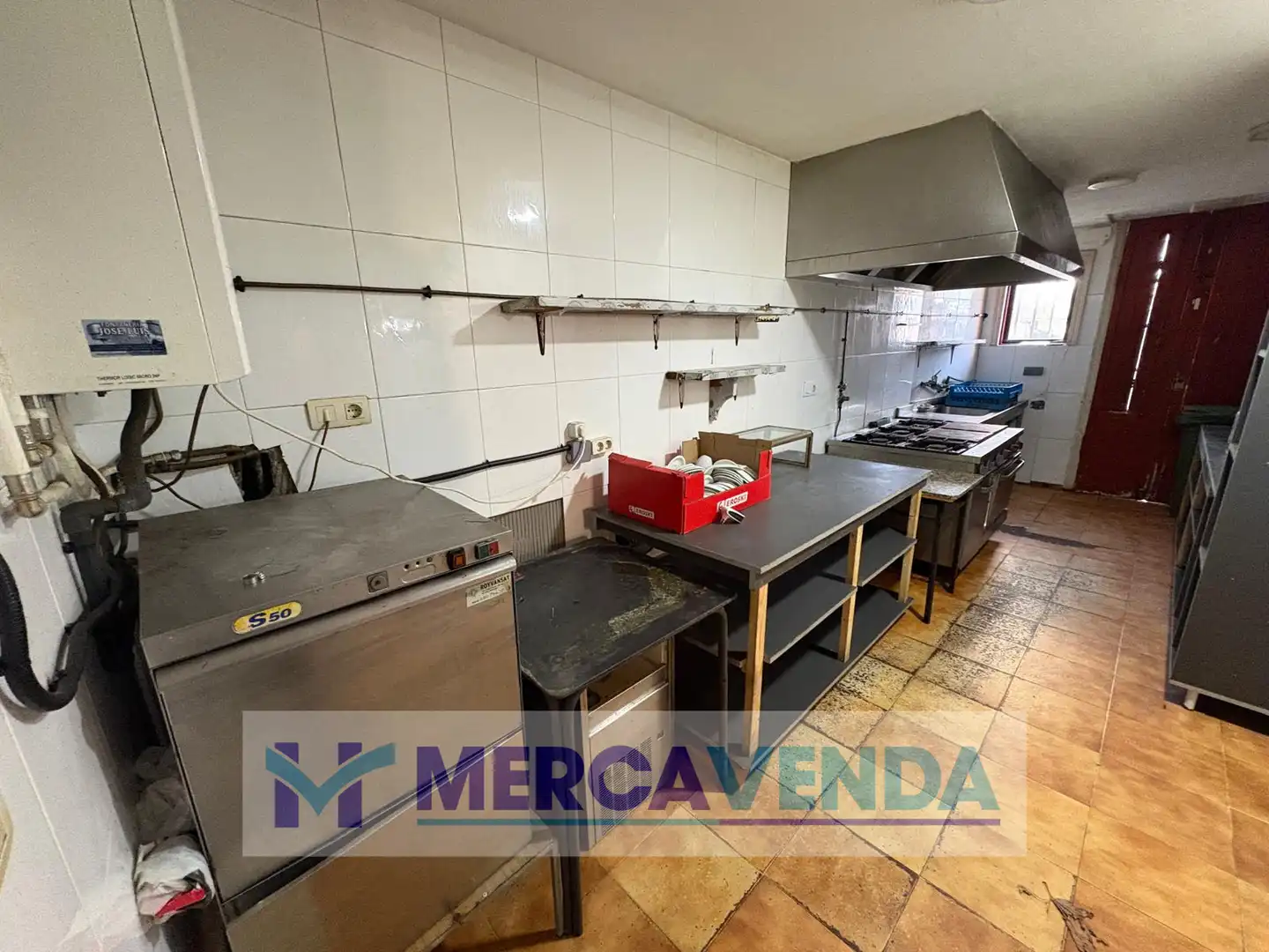 Cocina de Local de alquiler en Covelo con Terraza y Amueblado