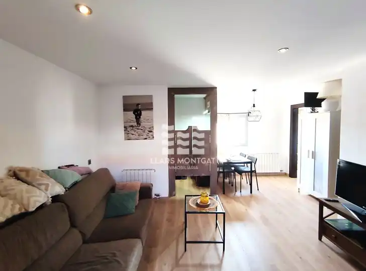 Sala d'estar de Àtic en venda en Badalona amb Calefacció, Parquet i Terrassa