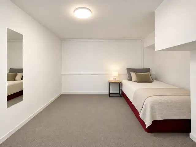 Business premises for transfer in Carrer de València, imagen 30