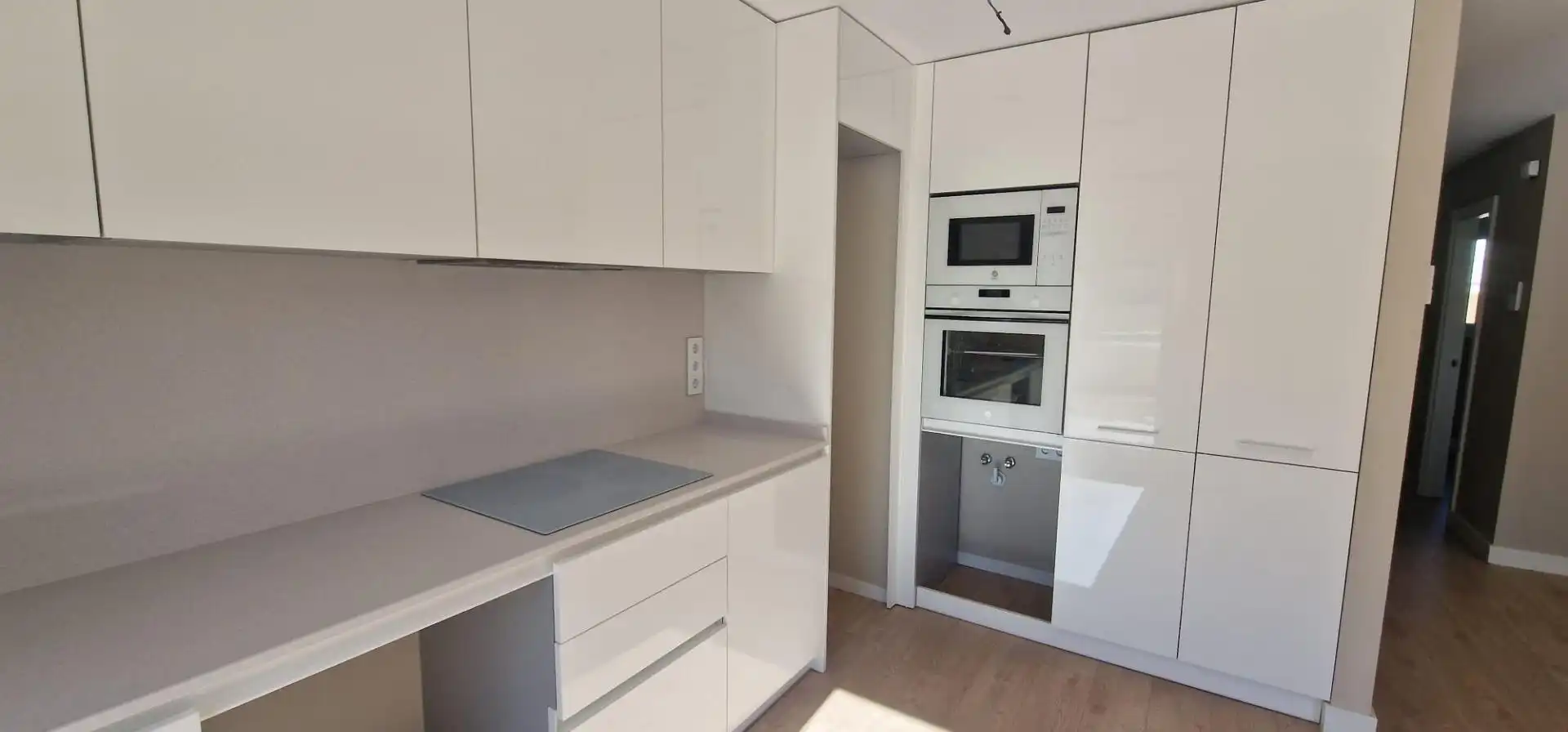 Küche von Einfamilien-Reihenhaus zur Miete in Guillena mit Privatgarten, Balkon und Gemeinschaftspool