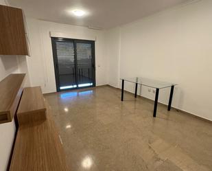 Flat to rent in  ALQUERIA DE LES FLORS, Plaza Elíptica - República Argentina, Centro ciudad, Gandia