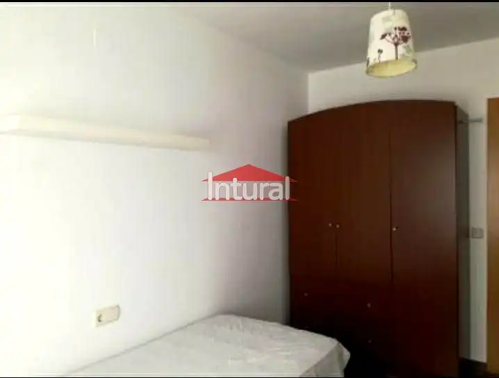 Habitación de Piso de alquiler en Albacete con Amueblado