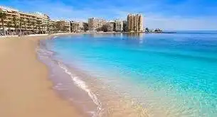 Vista exterior de Ático en venta en Torrevieja con Aire acondicionado, Jardín privado y Terraza