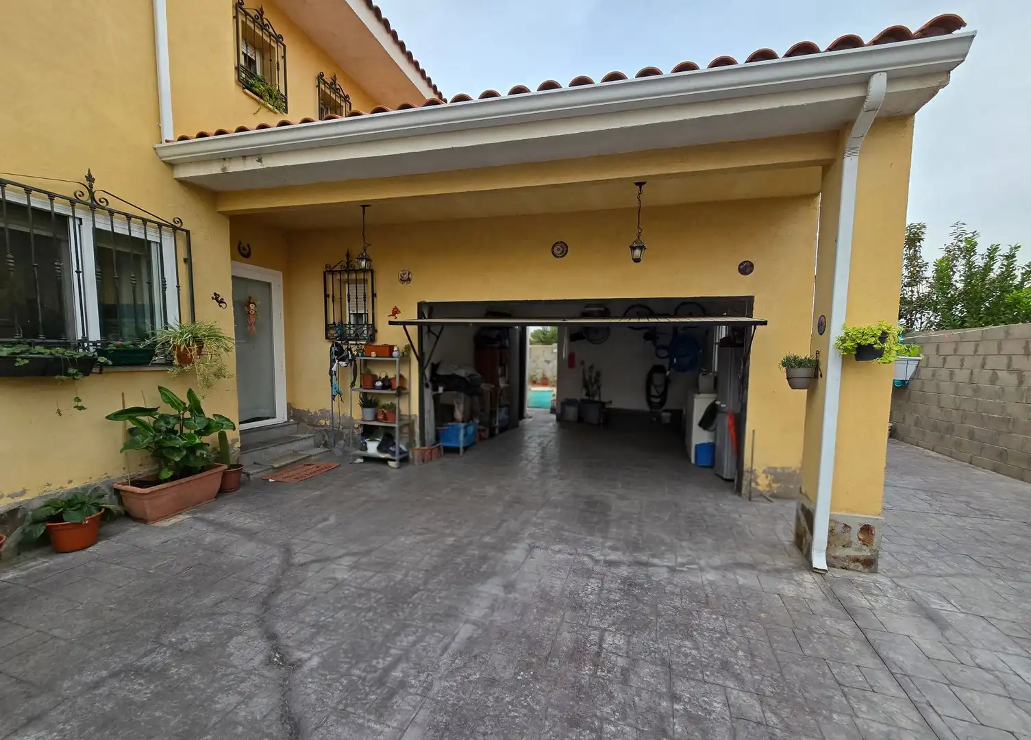 Casa amb piscina en venda a Yuncler, imagen 4