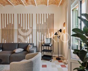 Sala d'estar de Apartament de lloguer en  Barcelona Capital amb Aire condicionat, Calefacció i Moblat