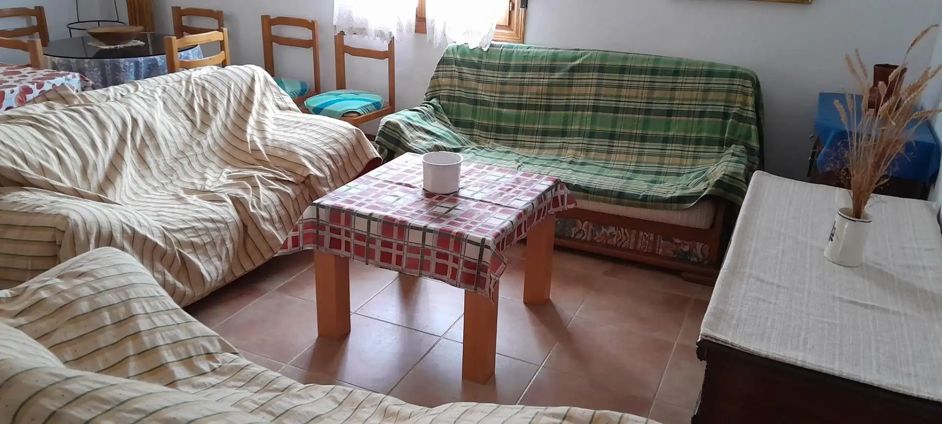 Dormitori de Casa o xalet en venda en Yecla amb Jardí privat i Moblat