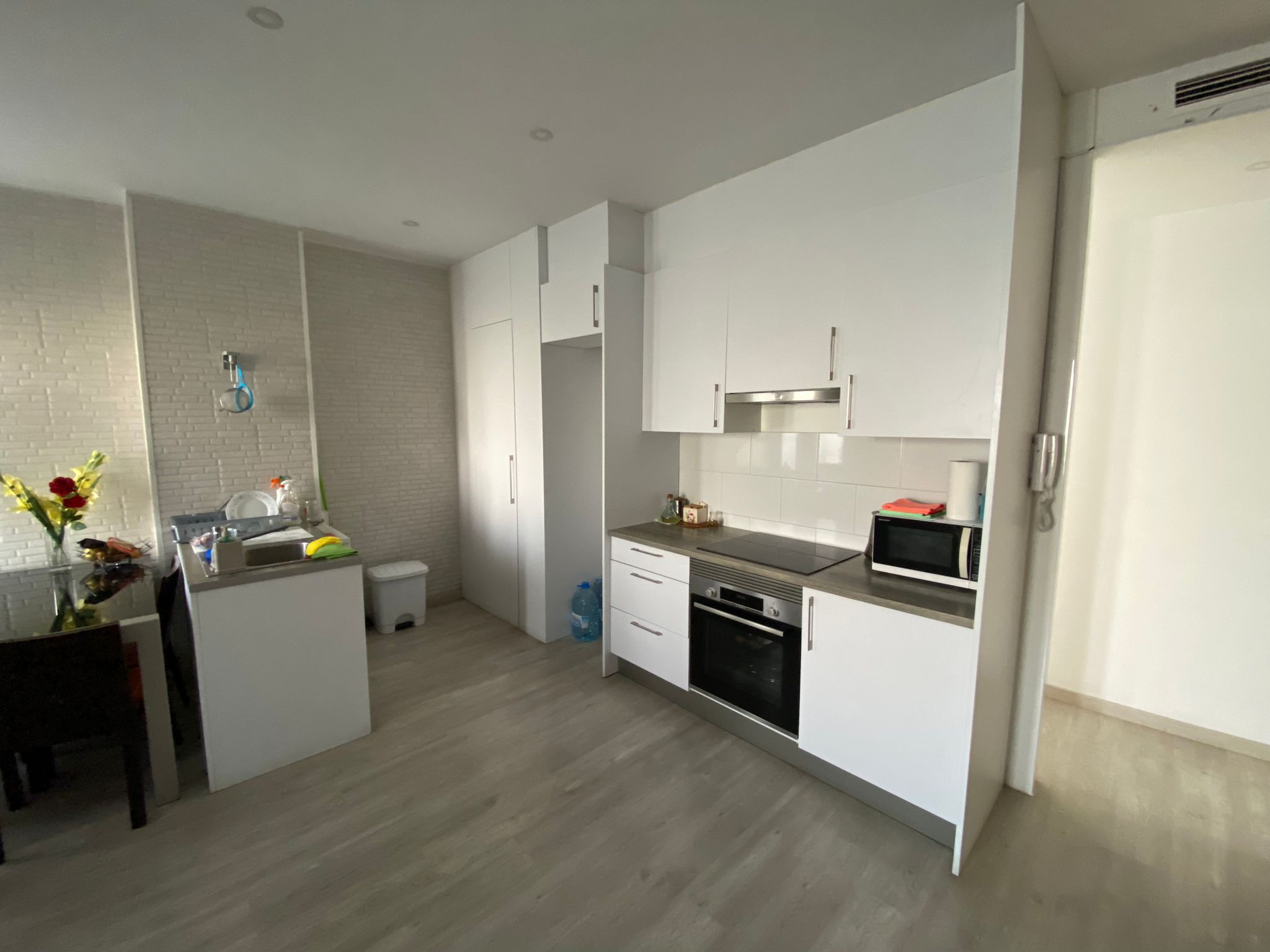 Kitchen of Planta baja for sale in Sabadell  with Air Conditioner, Parquet flooring and Oven