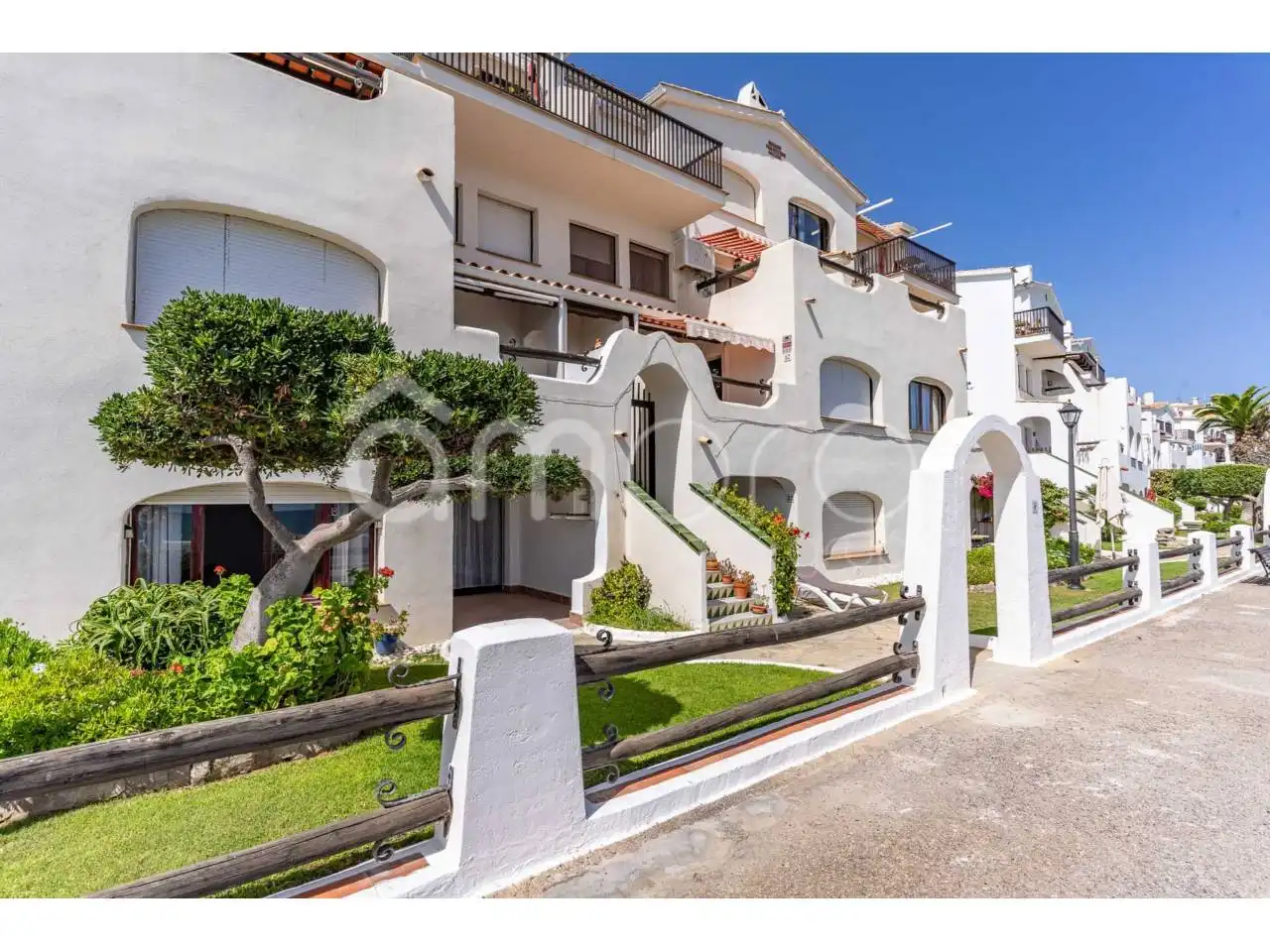 Vista exterior de Piso en venta en Vilanova i la Geltrú con Aire acondicionado, Parquet y Terraza