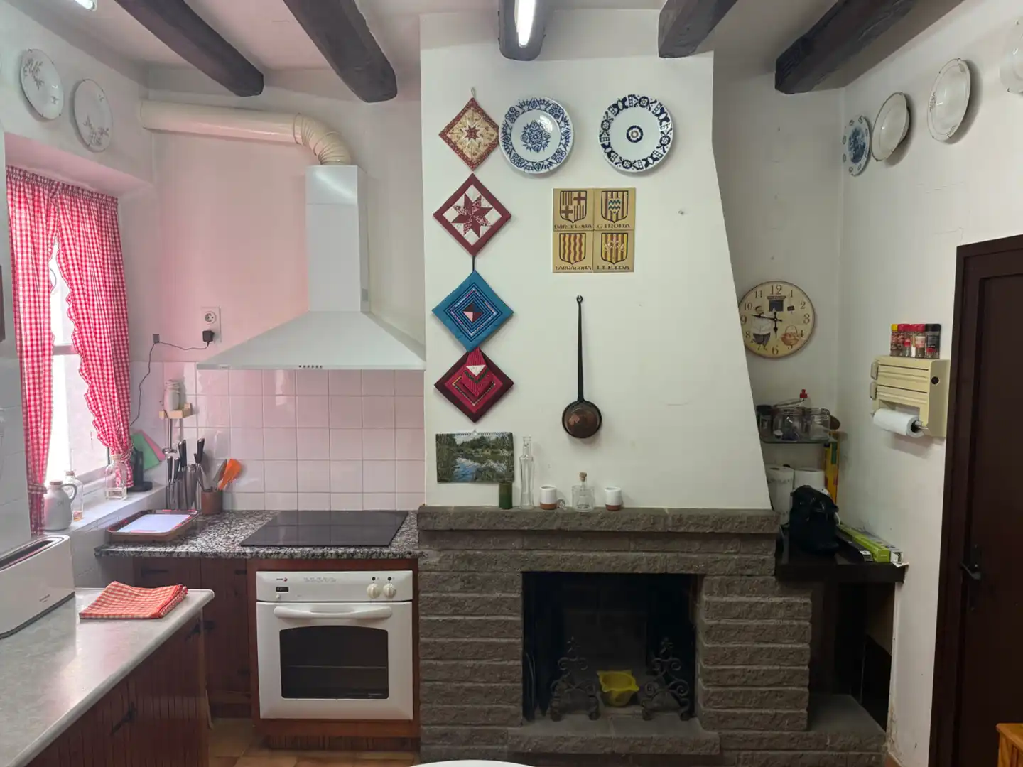 Casa amb terrassa en venda a Sant Jaume de Llierca, imagen 16