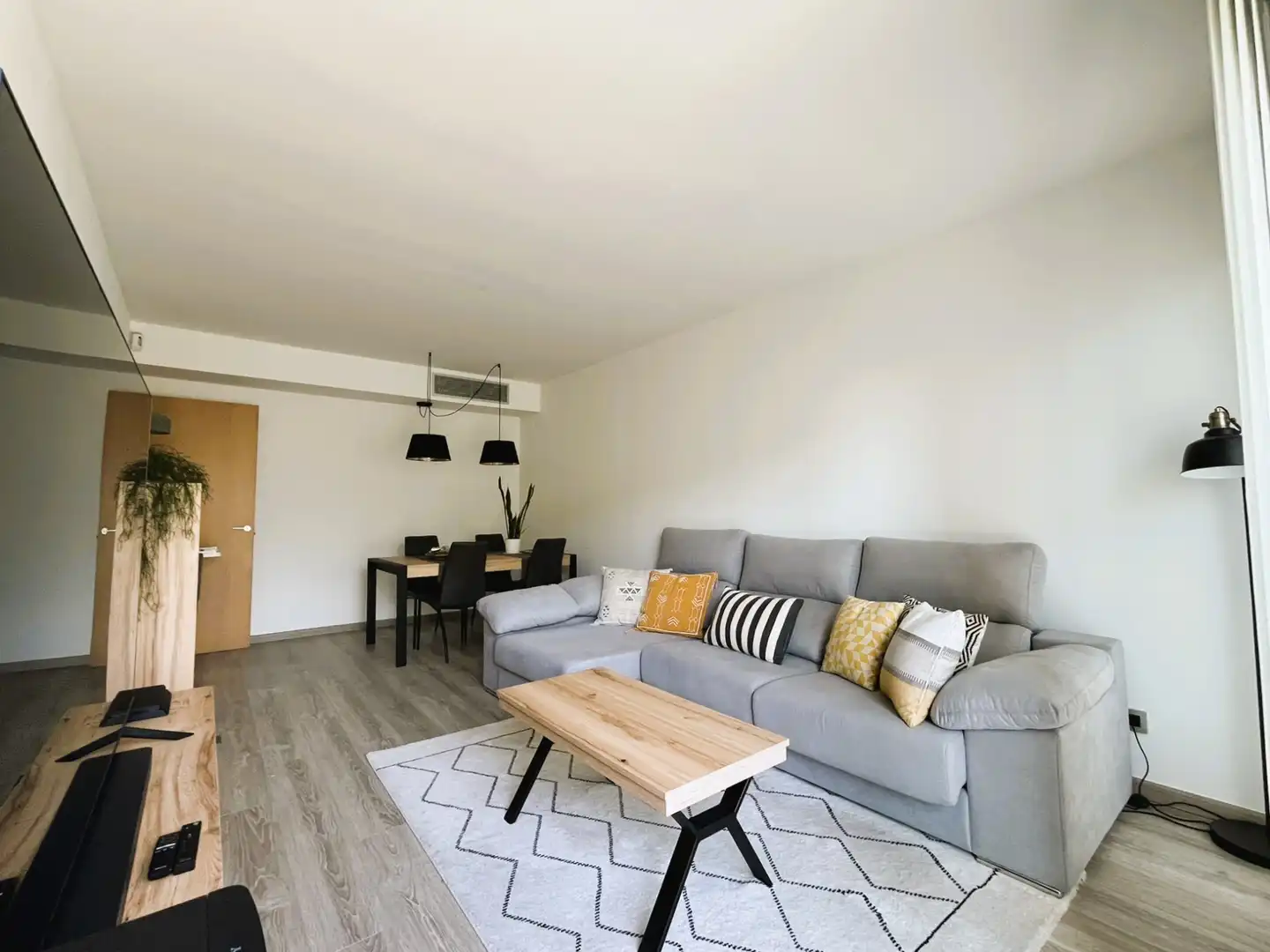 Living room of Flat for sale in Mollet del Vallès  with Air Conditioner, Heating and Parquet flooring