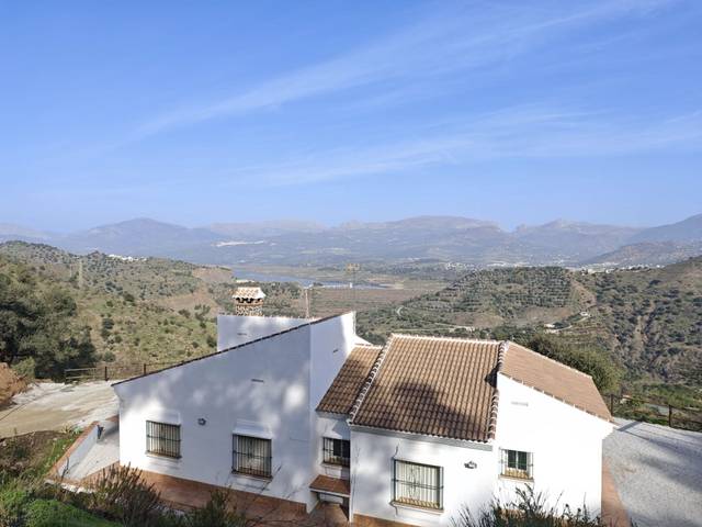 Casa-chalet en Venta en Viñuela