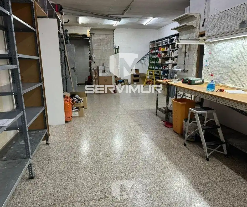 Edificio en venta en Carrer de Menéndez Pelayo, Estadi - Santa Anna