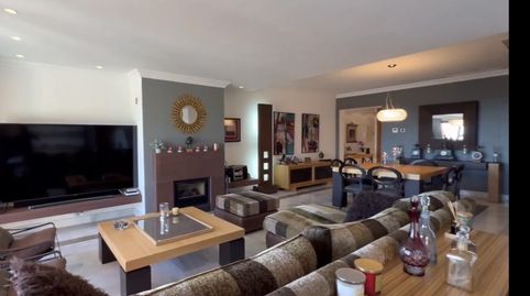 Ático Dúplex Espacioso con Vistas Panorámicas al Mar y al Campo de Golf, imatge 3