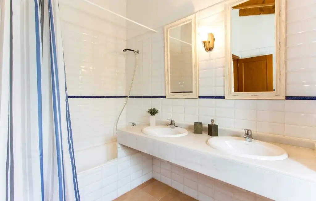 Bathroom of Country homes for sale in Son Servera  with Air Conditioner, Heating and Terrace
