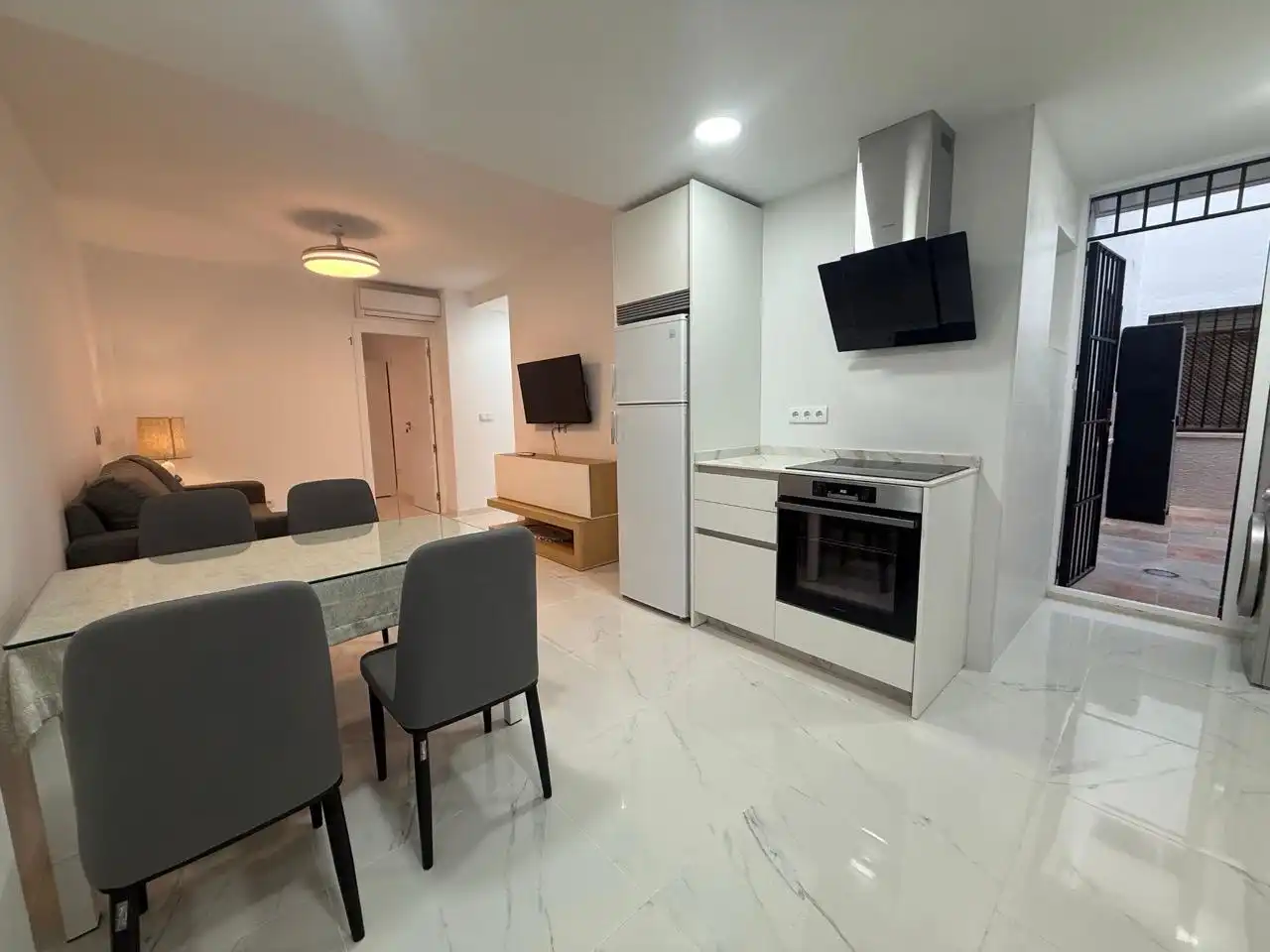 Cocina de Piso de alquiler en Córdoba con Aire acondicionado, Calefacción y Amueblado