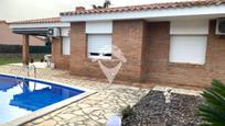 Exterior view of House or chalet for sale in Sant Quirze del Vallès  with Air Conditioner, Heating and Private garden